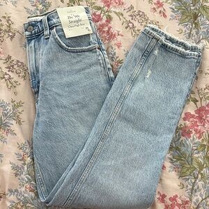 Abercrombie & Fitch 90s Straight Ultra High Rise Jeans